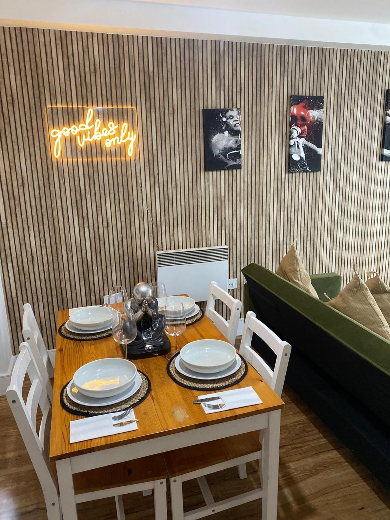 Pleasant Stay Apart Liverpool Eksteriør bilde